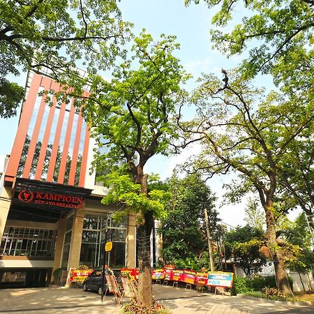 Kampioen Bed & Breakfast Bandung Luaran gambar
